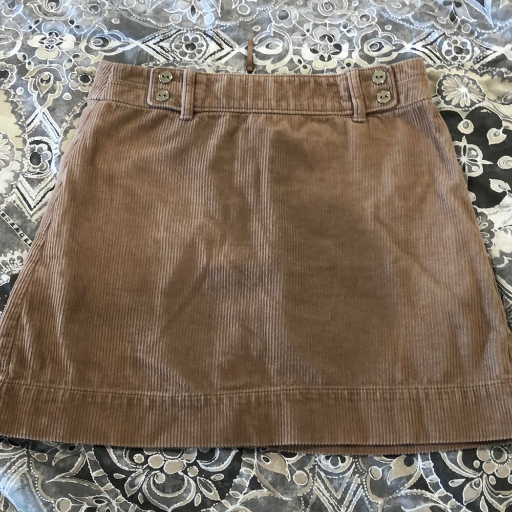 Khaki corduroy skirt size 6 LOFT